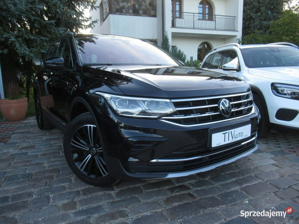 Volkswagen Tiguan BEZWYPADKOWY 4x4 Matrix LED Tiguan Warszawa sprzedam
