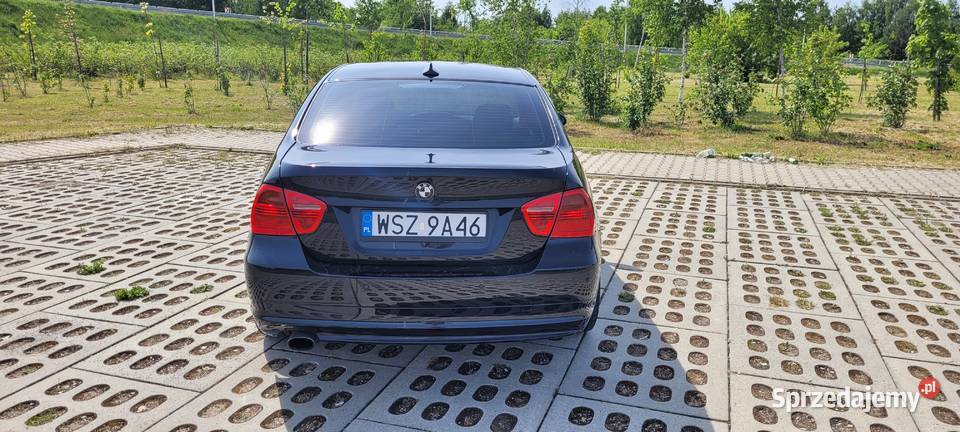 BMW Seria 3 BMW E90 20d 177 Szydłowiec