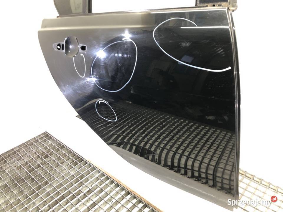 DRZWI PRAWY TYŁ JAGUAR XE SedanLimuzyna osobowe