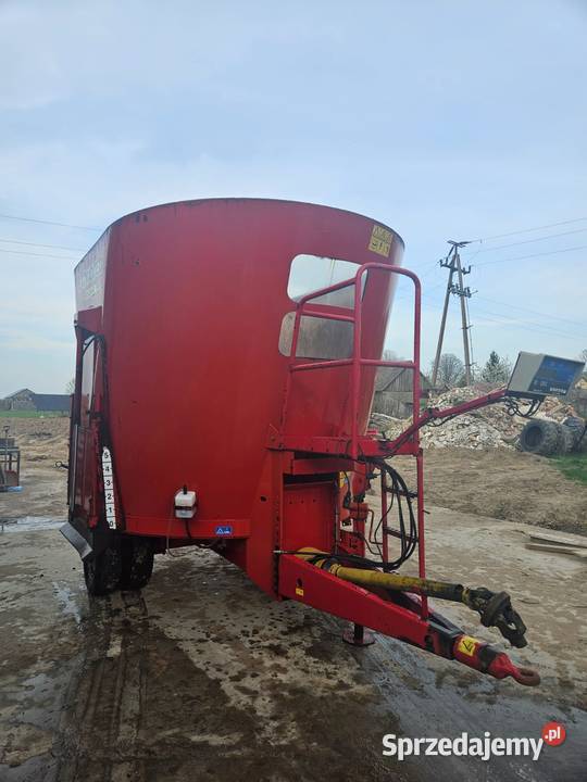Wóz paszowy Paszowóz TRIOLIET SOLOMIX 1400 14 m nieuszkodzony Maszyny rolnicze podlaskie Bielsk Podlaski