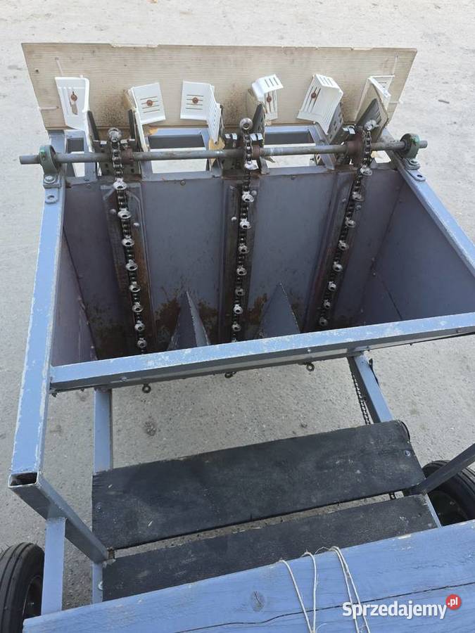 Sprzedam sadzarkę do cebuli dymki czosnku lubelskie Zubowice