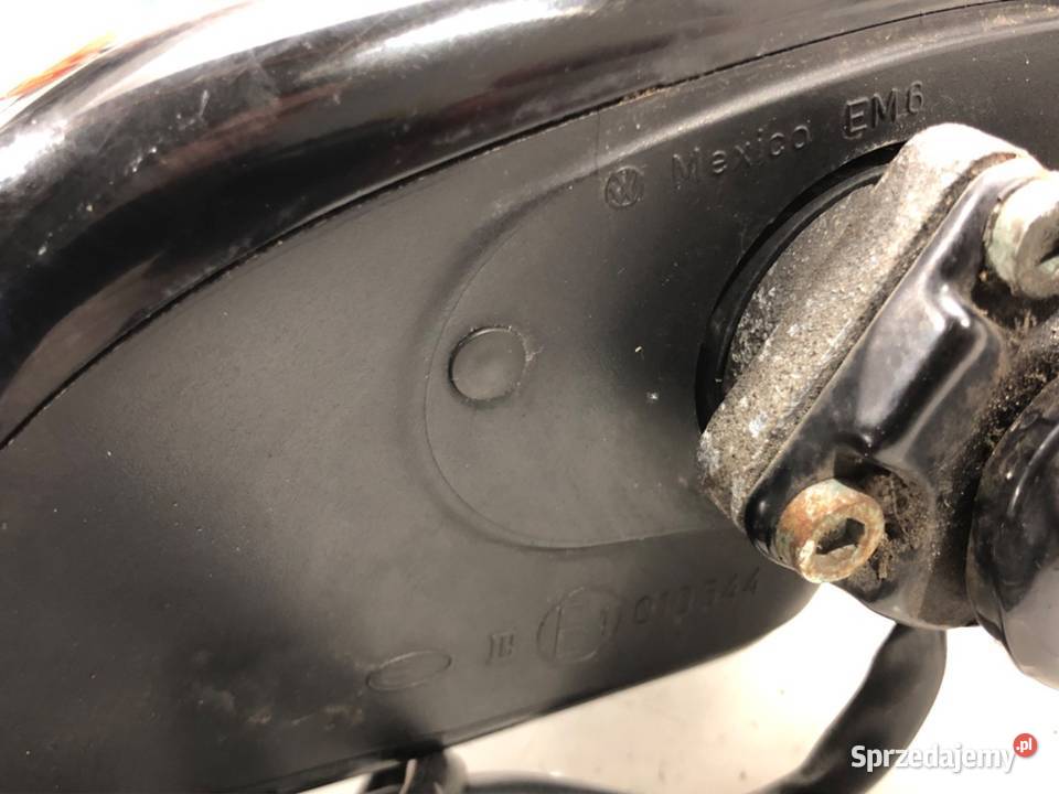 LUSTERKO PRAWY VW BEETLE Hatchback 9810 osobowe