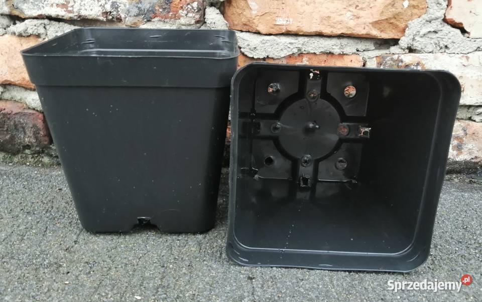 Doniczki produkcyjne P18 4L 18x18x18 czarne Siewierz