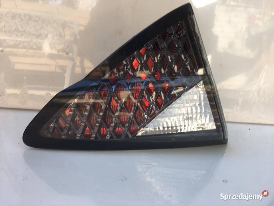 RENAULT FLUENZE ZE LEWA LAMPA W KLAPĘ Ostroróg