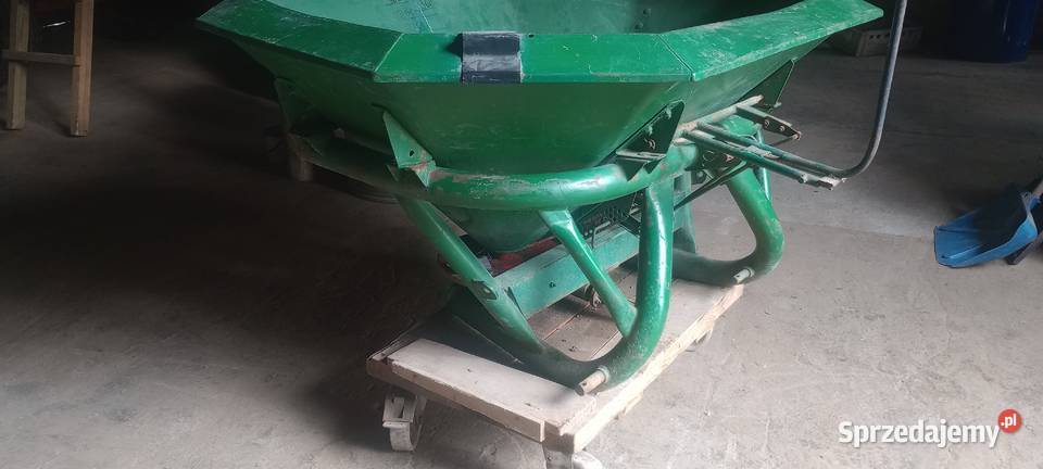 Rozsiewacz nawozów 600l Opatów