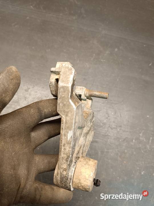 Jarzmo adapter mocowanie zacisk hamulcowy tył Motoryzacja Gołaczewy sprzedam