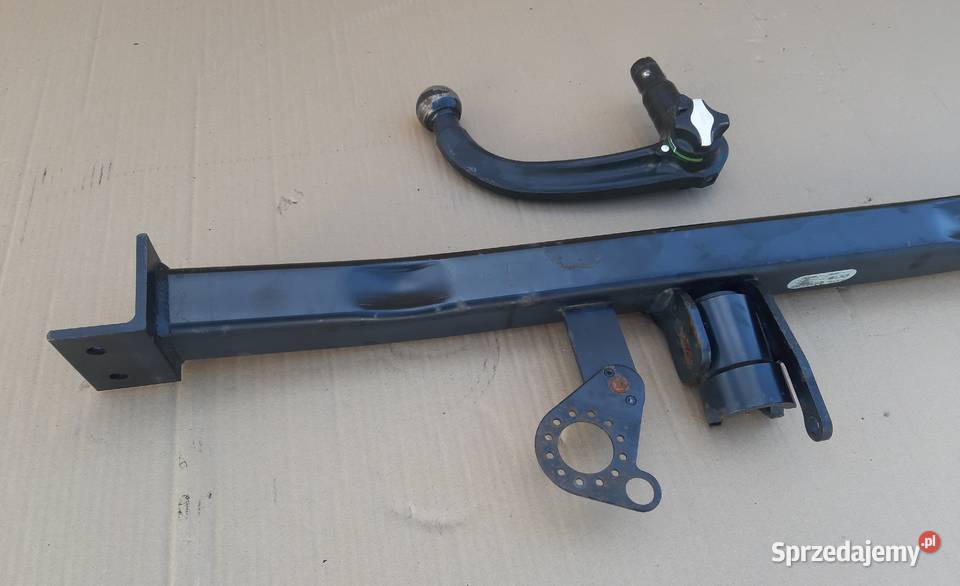 MERCEDES CKLASA W204 COUPE HAK HOLOWNICZY ORIS Trzciel