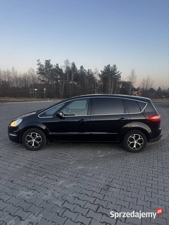 Ford S Titanium Łódź