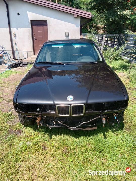 Atrapa grilla nerki BMW E32 osobowe Części samochodowe Stara Dąbrowa sprzedam