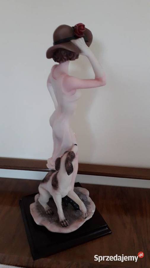 Figurka figura dama z psem porcelana biskwitowa Gryfino