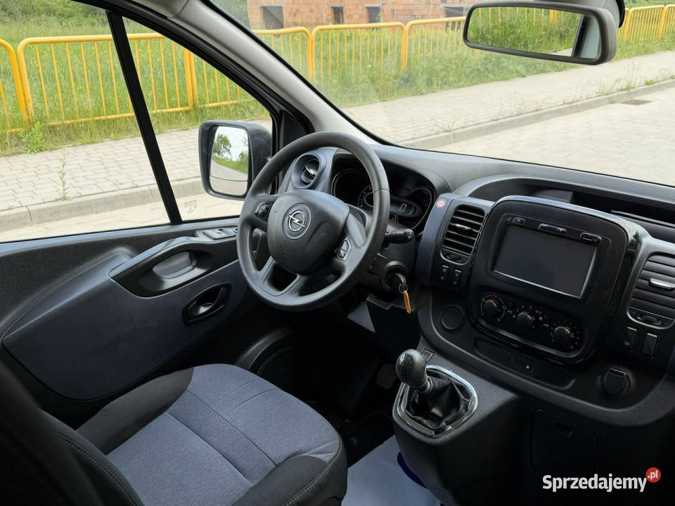 Opel Vivaro Opel Vivaro Long Maxi Doka 6osobwy VAT marża Gostyń sprzedam