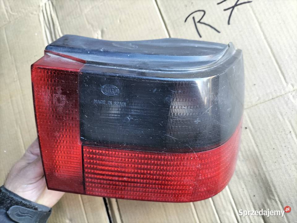 SEAT IBIZA 2 PRAWA LAMPA TYŁ