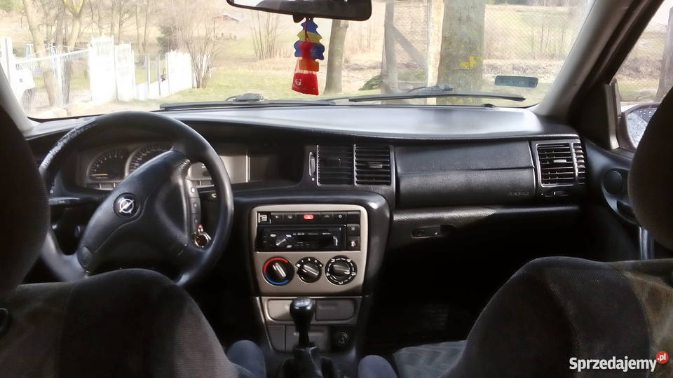Opel Vectra B lift 20 LPG 4/5 świętokrzyskie Małogoszcz