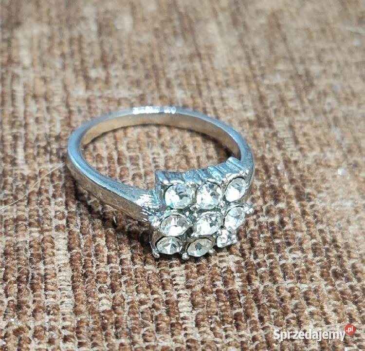 Pierścionek białe kryształki Grodzisk Mazowiecki