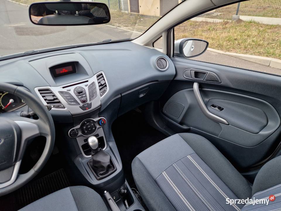 Ford Fiesta 125 82 mazowieckie Nadma