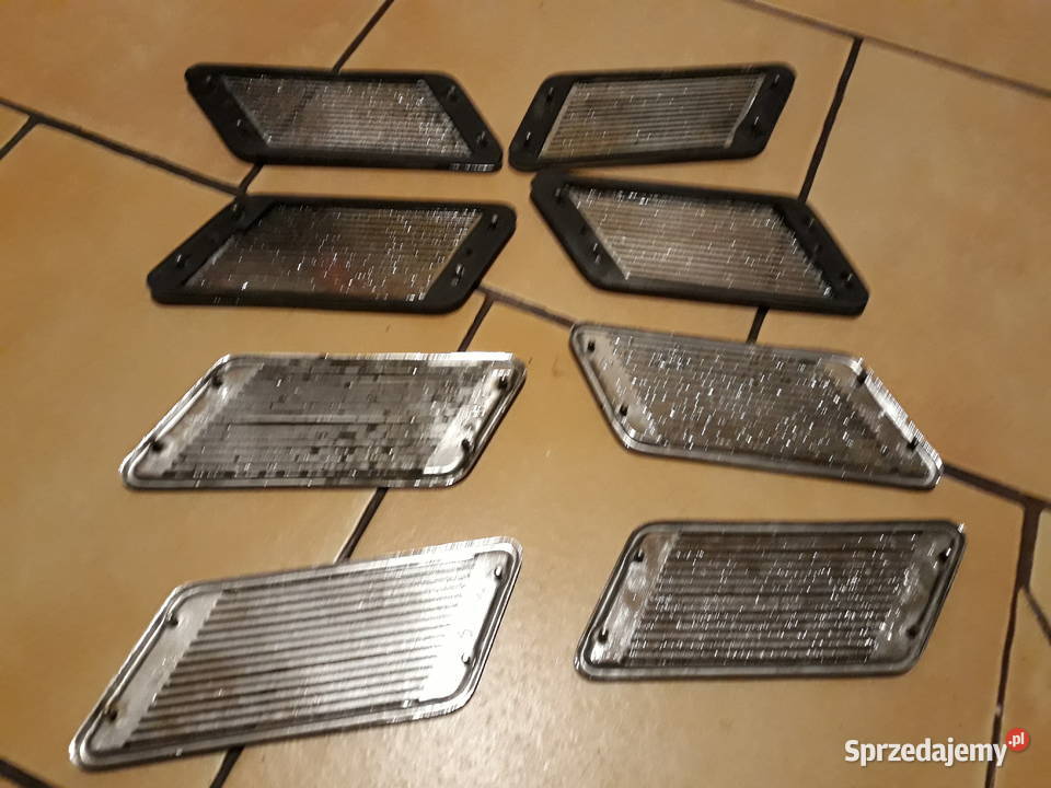 Wloty powietrza chrom Fiat125p 6774r Leszno