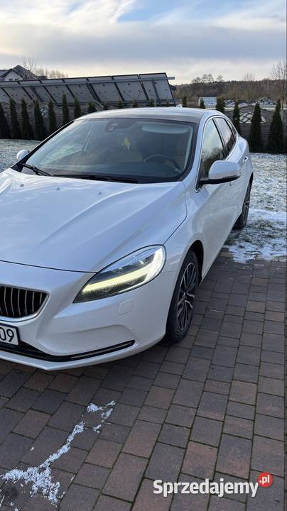 Volvo V40 Inscription Bezwypadkowy Pełna manualna lubelskie Łuków