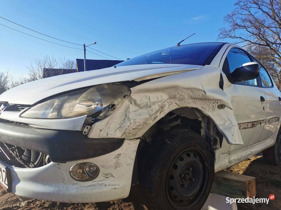 Peugeot 206 uszkodzony 206