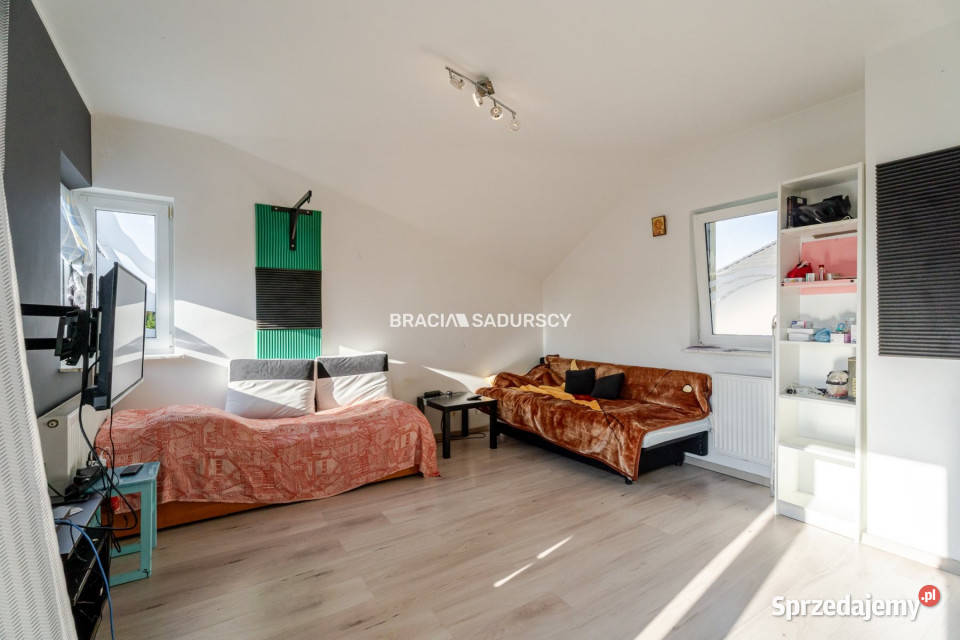 sprzedaży mieszkania 3075m2 1 pokój Niepołomice małopolskie