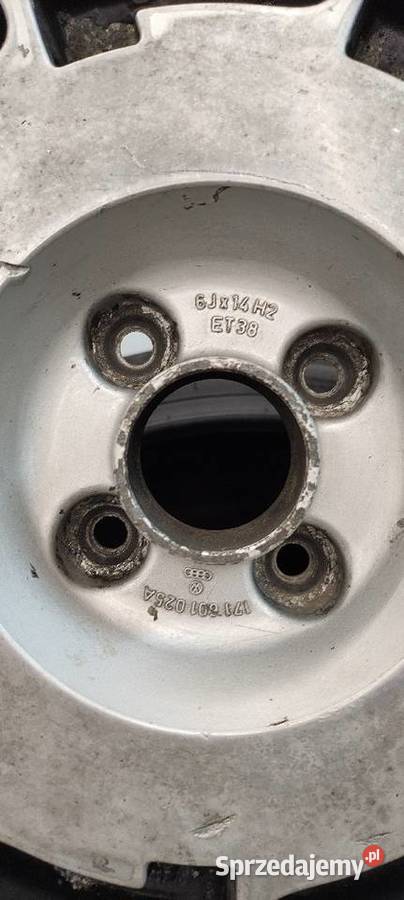 Felgi VW Golf GTI Pirelli 4x100 6Jx14