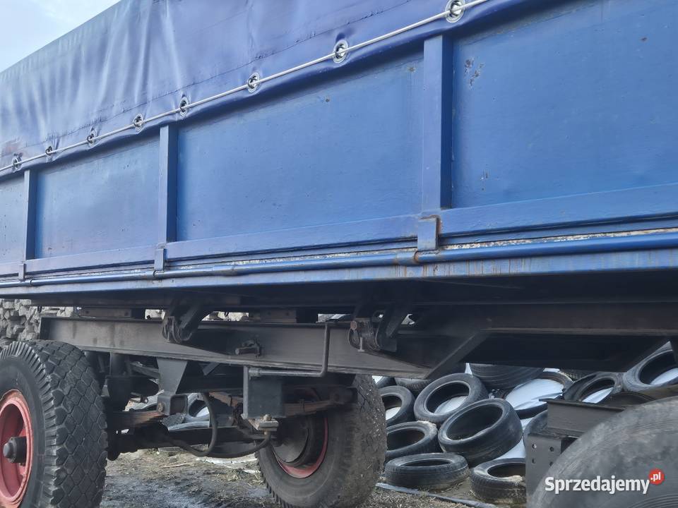 Dwie przyczepy HL8011 wielkopolskie