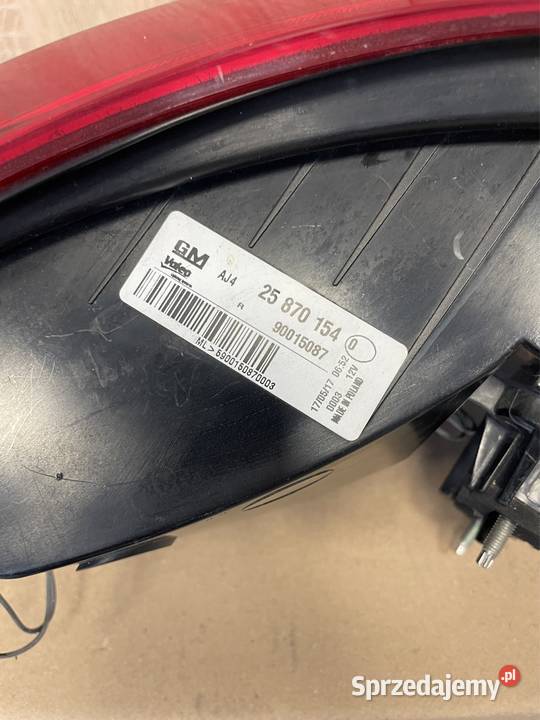 Opel Astra J lampa tył prawa Kozubszczyzna