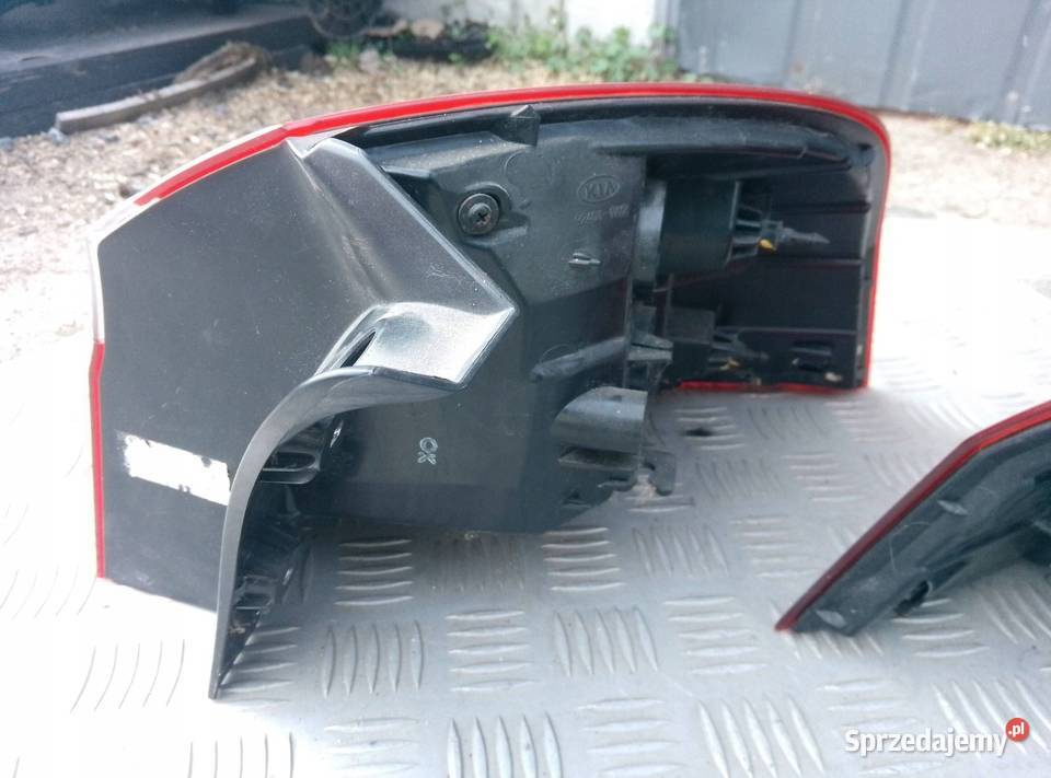 KIA Rio 2011 Lampa tylna 12003 924011W2 wielkopolskie Barłogi sprzedam