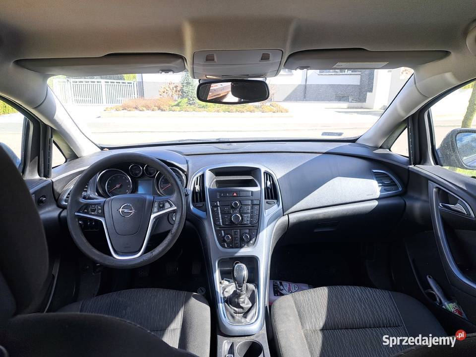Syndyk sprzeda pojazd OPEL ASTRA 4/5 Tomaszów Mazowiecki sprzedam