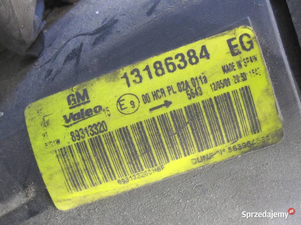 OPEL CORSA D lampa prawa przód 89391390 13186384 sprzedam