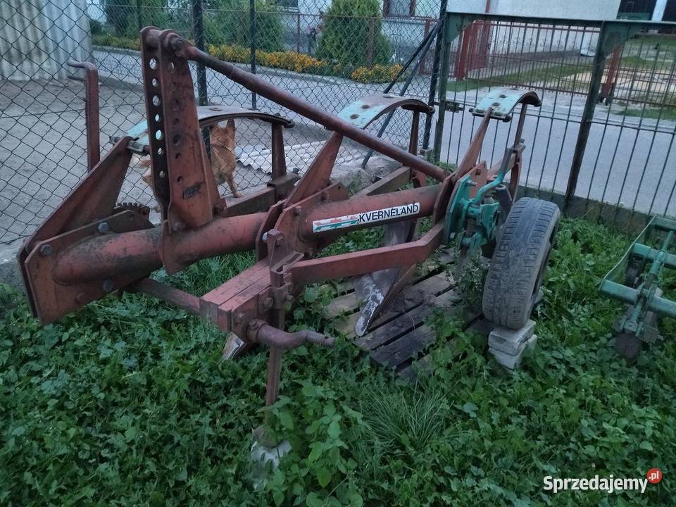 Sprzedam Pług Kverneland 3 skibowy odkładania 14 Pługi warmińsko-mazurskie Lubawa