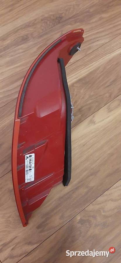 Lampa tylna lewa Mercedes C klasa W204 oryginał Chocianów