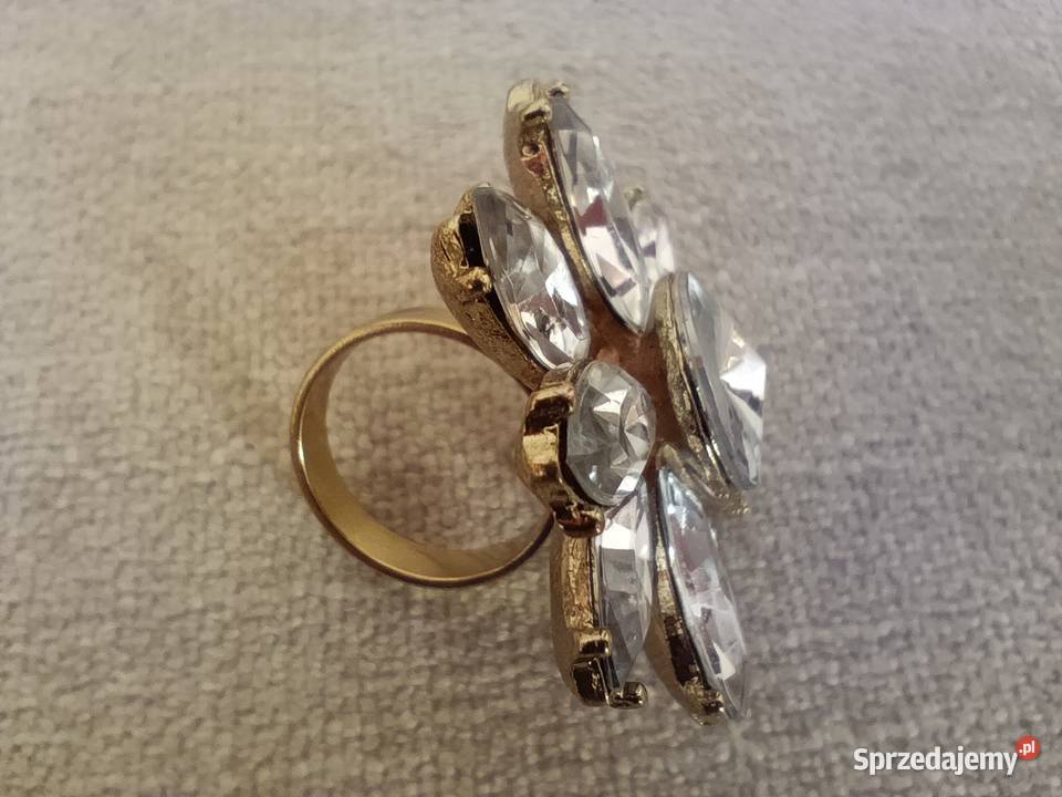 Duży pierścionek kwiat białe cyrkonie rozmiar Pozostałe Radzyń Podlaski