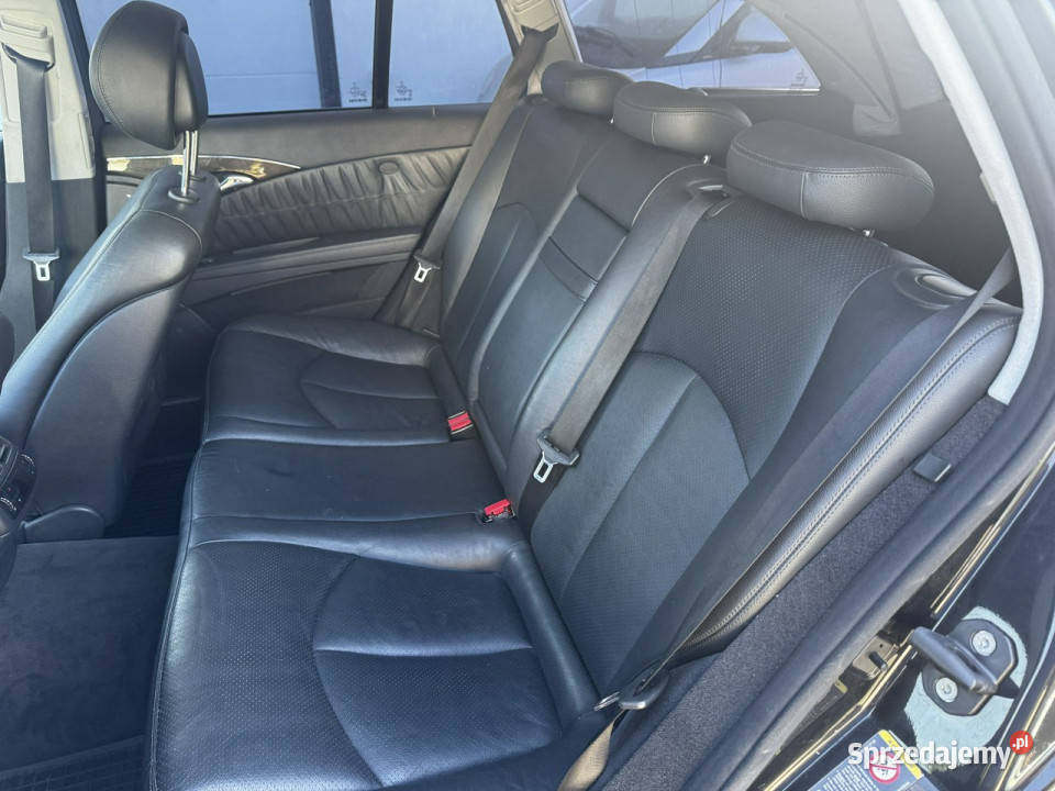Mercedes E 320 RatyZamiana Gwarancja zdrowy centralny zamek Gdów