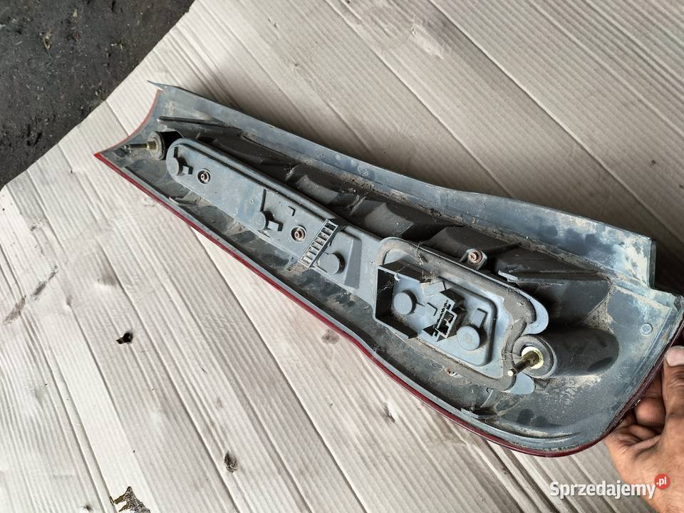 LAMPA TYŁ TYLNA PRAWA WKŁAD LAMPY FIAT PUNTO 1 Kamień-Kolonia sprzedam