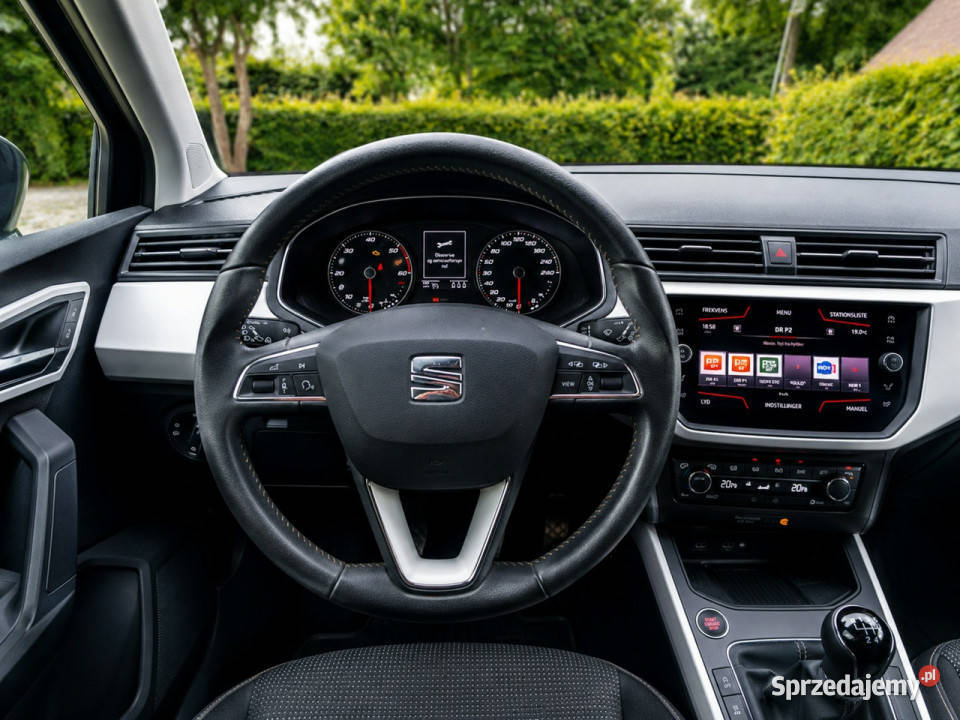 Seat Arona Sadlno