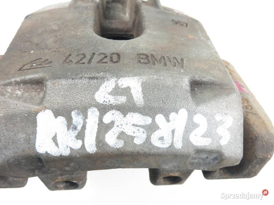 ZACISK LEWY TYŁ BMW E61 520 d 4220 Zaciski i jarzma małopolskie