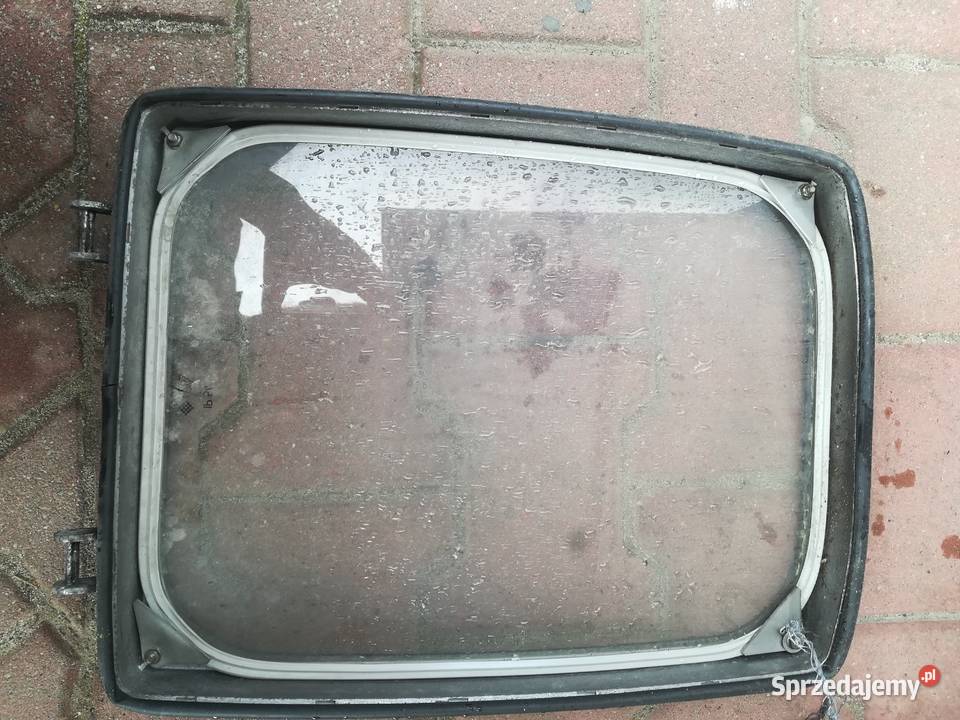 Okno Okienko metalowe 37x47 boki lekko Drzwi i okna łódzkie Łódź sprzedam