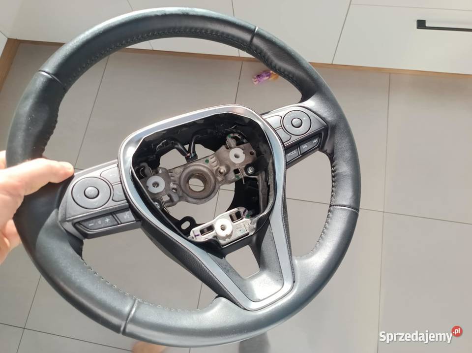 Toyota Corolla E21 kierownica skóra super stan osobowe Warszawa