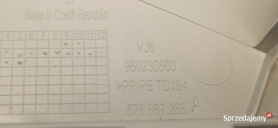 SEAT ATECA OSŁONA SŁUPKA PRAWY TYŁ 575867288A