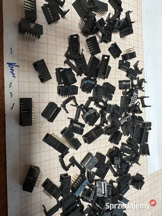 Złącza i wtyki IDC Proste i Kątowe Nowe Z318 sprzedam