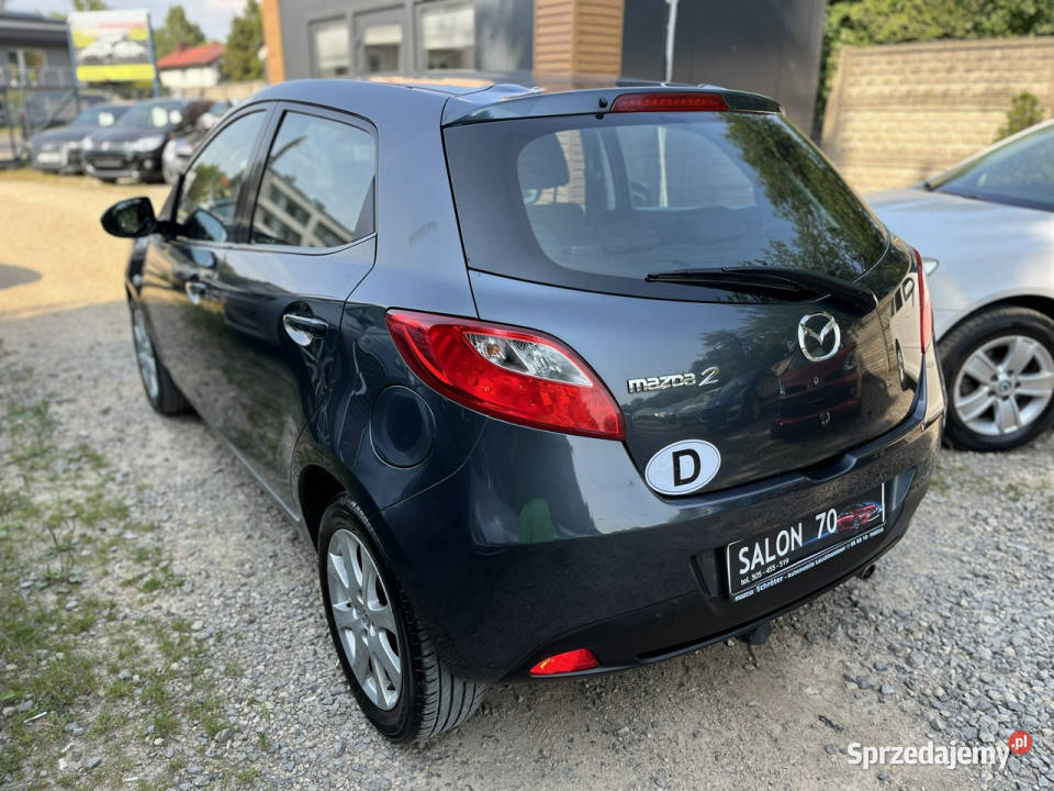 Mazda 2 13 1WŁ Klima Grzane FOtele Alu El szyby klimatyzacja śląskie Częstochowa sprzedam