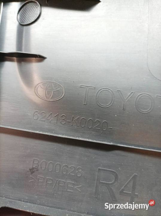 OSŁONA SŁUPKA B DOLNA LEWA PRAWA KOMPLET Toyota sprzedam