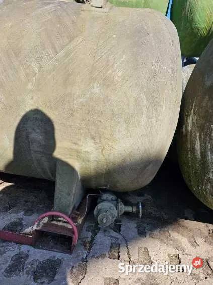 Zbiornik z tworzywa sztucznego 2 tysiące litrów Koluszki sprzedam