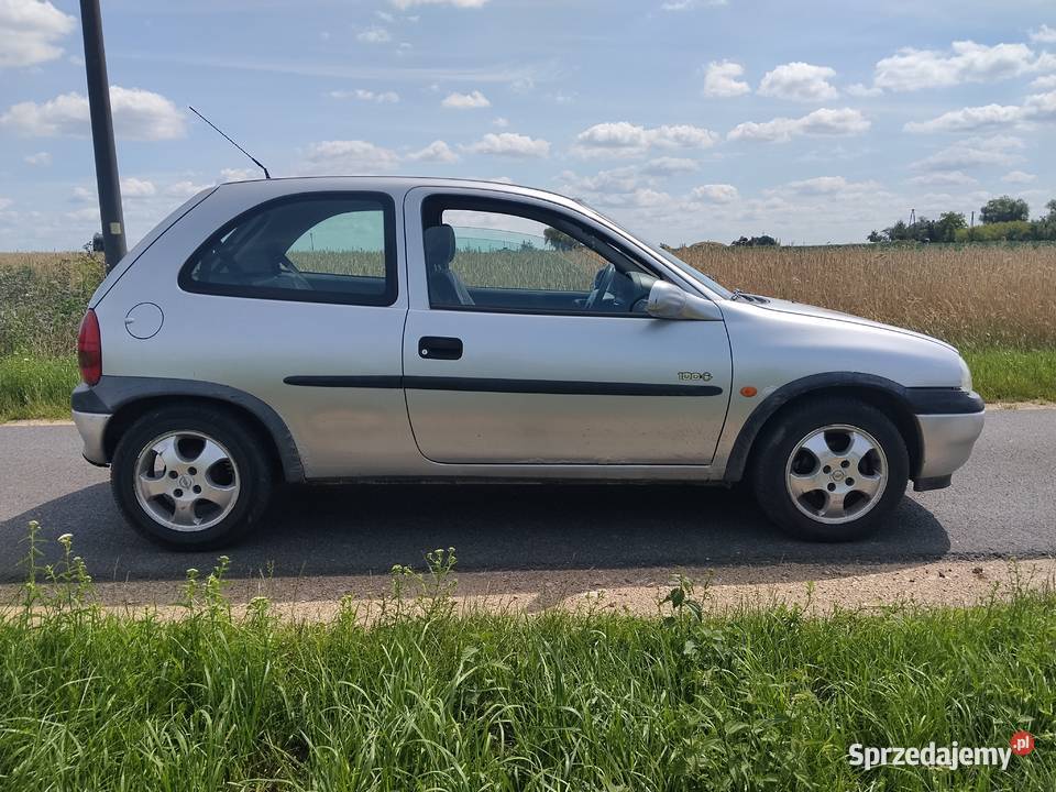 Opel Corsa 10 Wspomaganie benzyna Samochody osobowe łódzkie Łęczyca