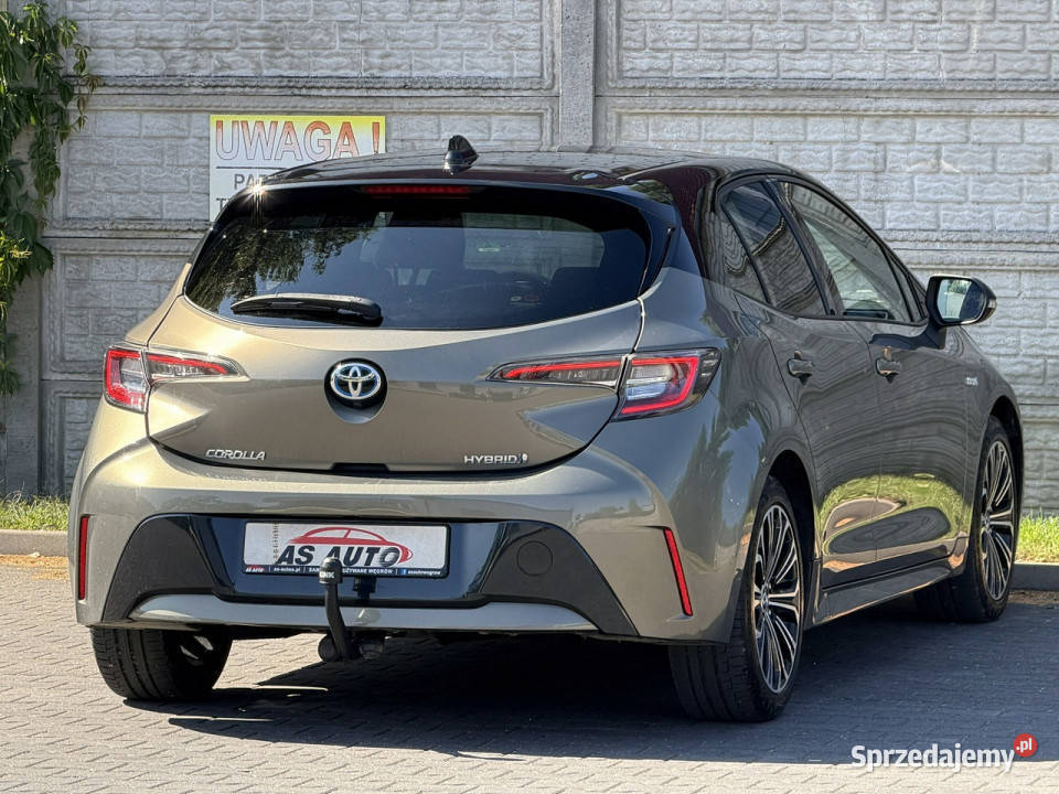 Toyota Corolla 18i 122 Hybrid kamera cofania Węgrów