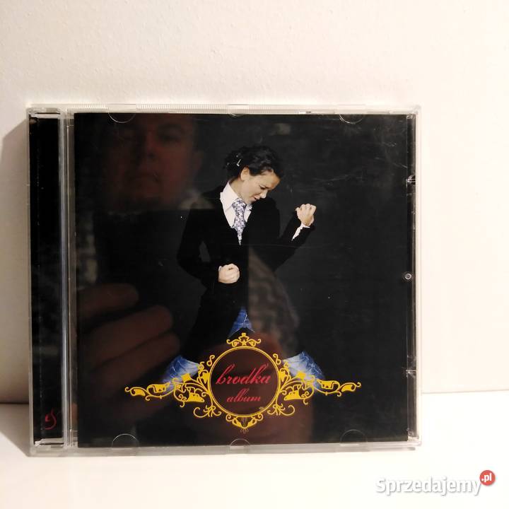 Brodka Album z autografem Moniki Brodki wewnątrz Łódź