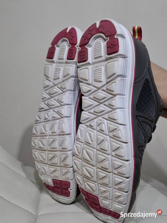 Sportowe lekkie sneakersy 395 trampki fitness