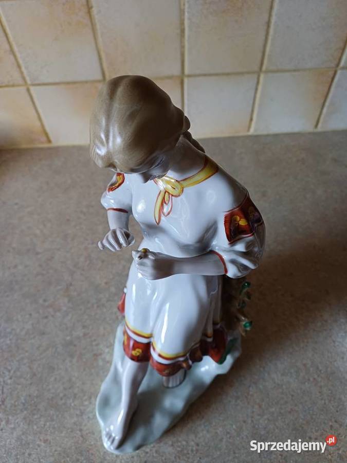 vintage figurkaDziewczyna z rumiankiem