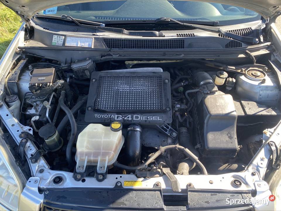 Toyota RAV4 20 D4D 4x4 manualna RAV4 Zwoleń