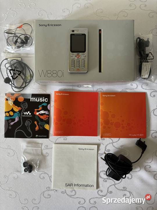 Sony Ericsson W880i Walkman telefon retro z